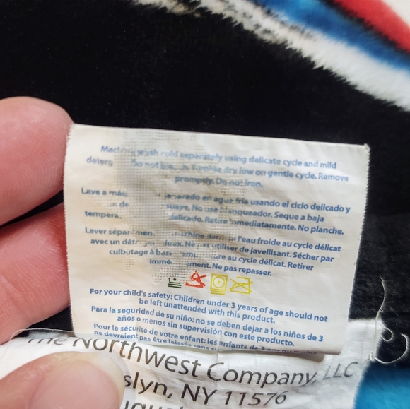 DC Comics Justice League Plush Throw 49 X 39 - Picture 5 of 8